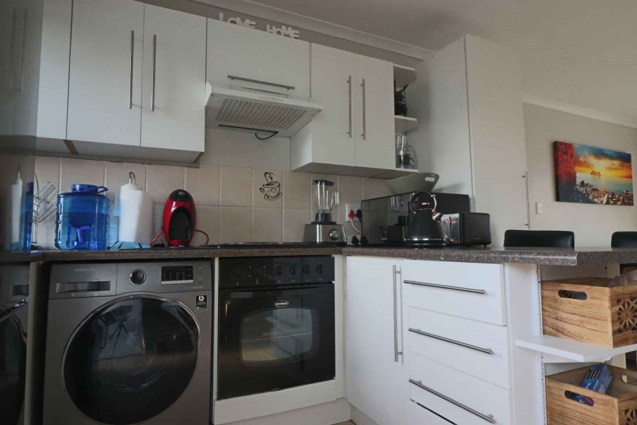 2 Bedroom Property for Sale in Parklands Western Cape